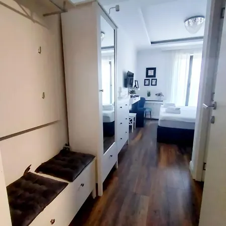 Benvenuti Star Apartment *